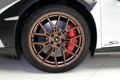 صورة مصغرة 10 لـ 2024 Lamborghini HURACAN