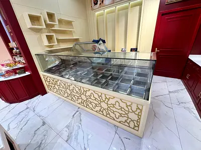 دبي مارينا الممشى محل فلفيت سويت