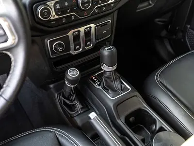 Jeep Wrangler Sahara, миниатюра 15