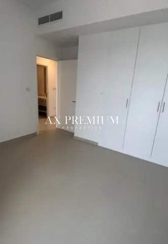 Exclusive | Single Row | Prime Location | Vacant