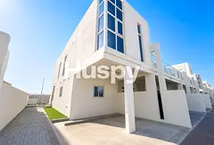 Vacant | Extended | Close to Pool and Park