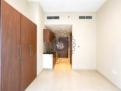 Studio with Balcony | Multiple CH