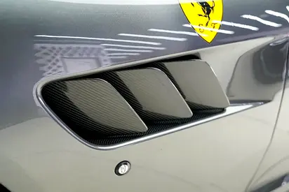 صورة 15 لـ 2019 Ferrari GTC4 LUSSO