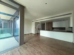 Vacant | Unfurnished | Golf / Pool / Marina View.