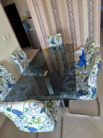 Dining table set