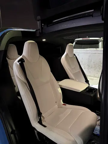 صورة 8 لـ 2018 Tesla MODEL X