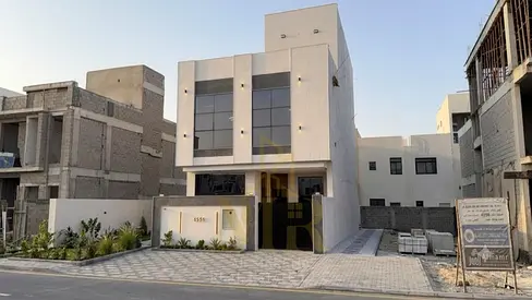 تشطيب راقي تملك فيلا الأحلام و استثمر بأسلوب راقي في فيلا فاخرة في قلب الزاهية" اغتنمها
