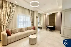 Upgraded | Luxury 2 Bed | Close to Metro