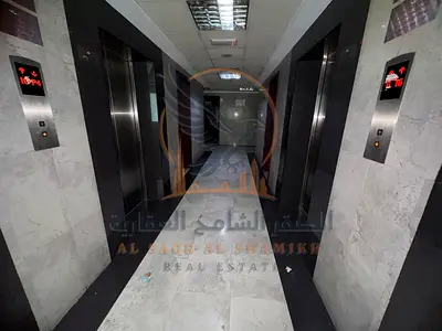 شقة غرفتين وصالة في النعيمية 3-• بلكونة. • مطبخ منفصل. • تشطيب نظيف. • مساحات عملية. • برج راقٍ ونظيف. • باركنج مجاني.