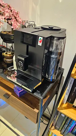 Used Automatic Espresso/Coffee Machine - Beans to Cup, Good Condition