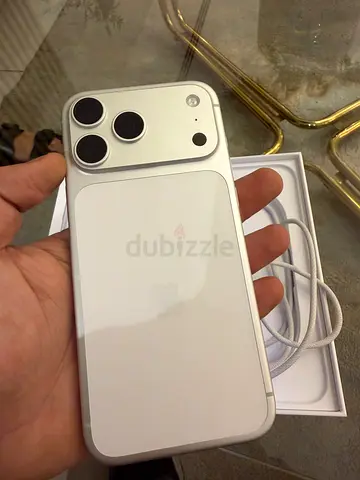 Iphone 17 promax 2Tb barely used TDRA uae version