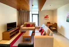 FURNISHED 1 BEDROOM | CANAL VIEW | LARGE UNIT