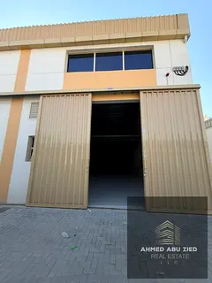Warehouse or shed for annual rent in Industrial Area 1 with a mezzanine, epoxy flooring, 3,240 sq ft