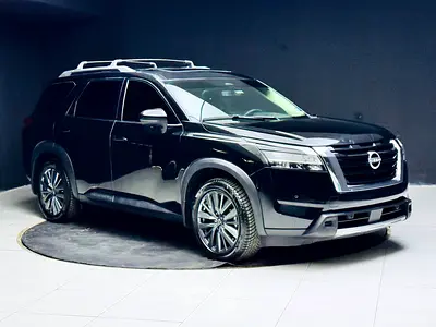 2024 Nissan Pathfinder SL | American Specs | Pristine Condition