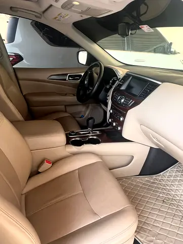 2020 Nissan PATHFINDER 缩略图 6