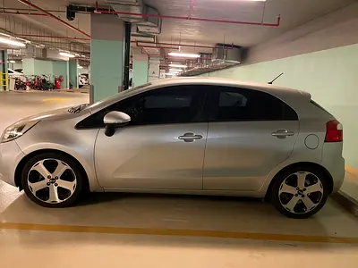 2015 KIA RIO 照片 4