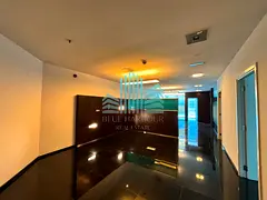 FULLY FITTED & 5 MINS WALK TO METRO STATION | WITH PARTITIONS
