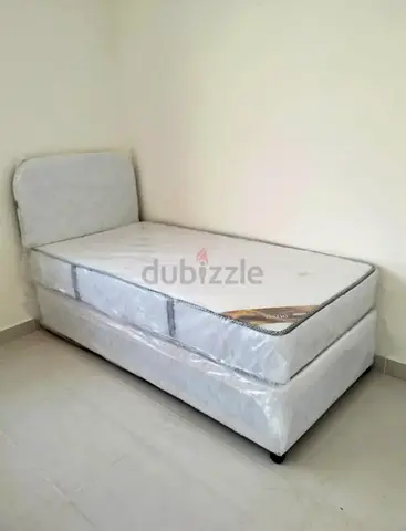 BRAND NEW SINGLE AMERICAN BASE BED WITH SPRING MATTRESS 90X190 CM