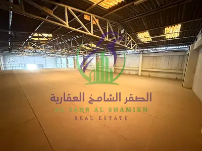 Warehouse for Annual Rent in Industrial Area 2 Sharjah 6000 Sq Ft with Mezzanine and Spacious Layout