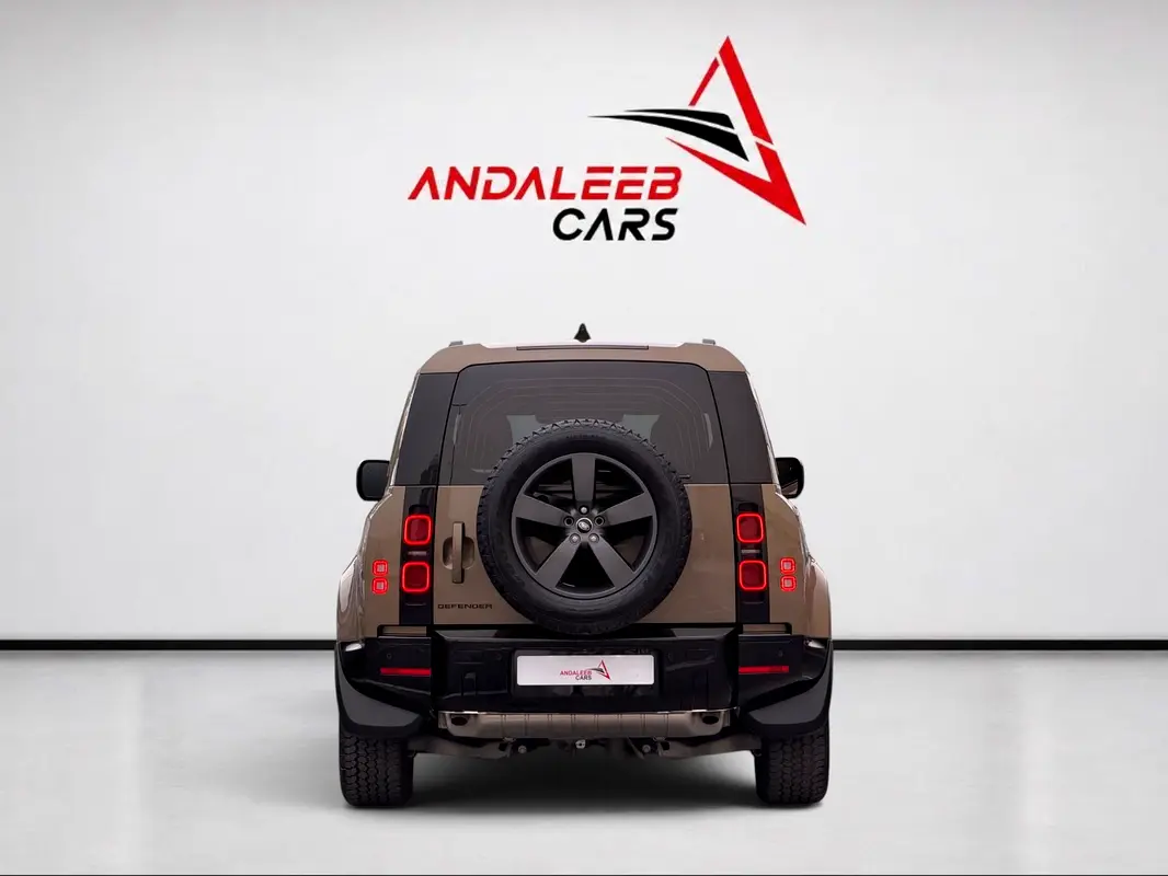 Land Rover Defender 2025