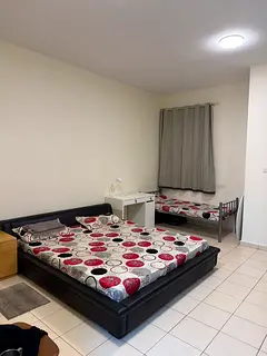 Exclusive Bed Space For Professional- Premium Living Experience