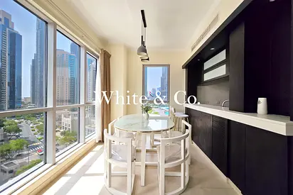 Burj Khalifa view | Spacious | Big Kitchen