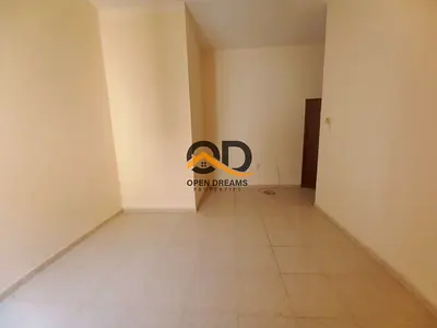 [[ NEAR BUS STATION]] BIG HALL FAMILY BUILDING 1BHK ONLY 30K PRIME LOCATION MUWAILIAH AREA