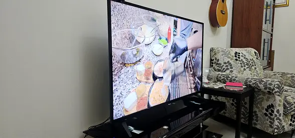 Philips 50-inch LED Smart TV - Excellent Condition