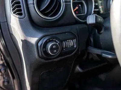 Jeep Wrangler Sahara, миниатюра 14