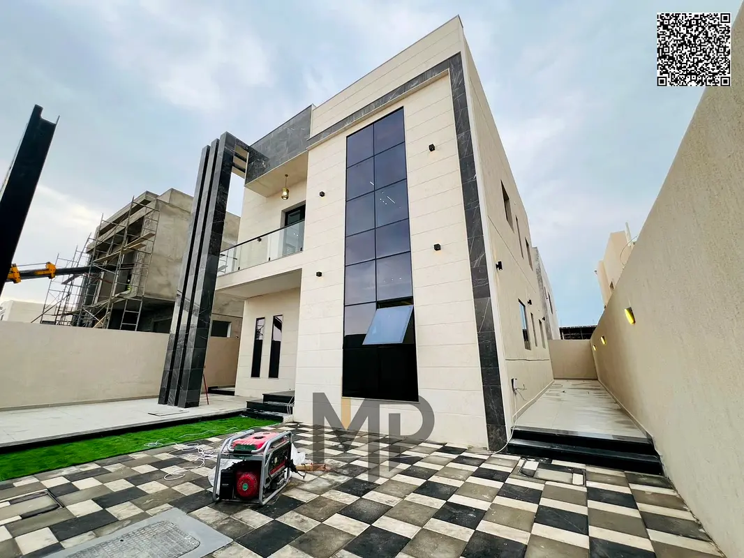 Luxury villa in Al Helio 2 - Ajman, price including registration and transfer fees, freehold ownership for all nationalities, in a strategic location
