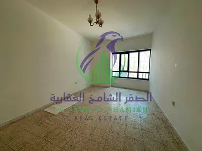 شقه غرفتين وصاله المجاز ثلاث مع خزائن بالخائط بلكونه اطلاله مفتوحه تاني صف من الكورنيش