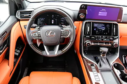 صورة 9 لـ 2026 Lexus LX-SERIES