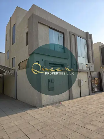 فيلا عائلية فاخرة في الحليو |تملك حر 4 غرف ماستر بسعر شامل ومميز
