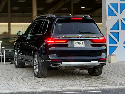 2021 BMW X7 — миниатюра 7
