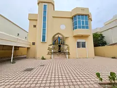 Luxurious 5 bedroom villa for rent in al yash