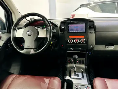 2015 Nissan PATHFINDER — миниатюра 17