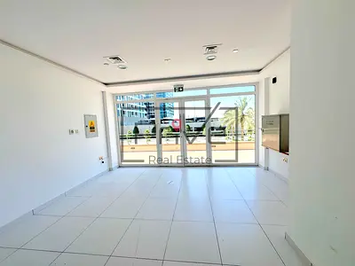 Retail Shop I Easy Access To Metro I Tenanted