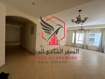 غرفة خادمة | جيم ومسبح مجانيان | غرف ماستر | مساحات كبيرة جداً | إطلالة مفتوحة | تسهيلات مرنة في السداد | موقع حيوي قريب من جميع الخدمات والمرافق | قر