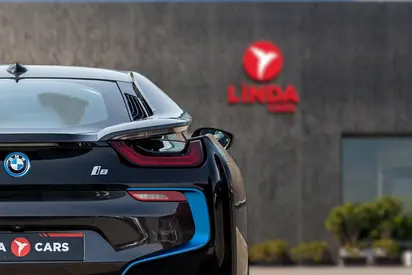 2016 BMW I8 — фото 6