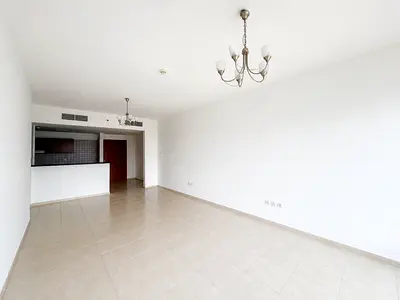 Bright and Spacious | Vacant | With Balcony