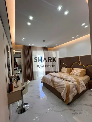 المطلوب: 360,000 درهم.