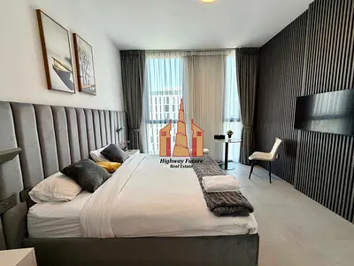 Luxury Furnished studio 1bath in 35k wardrobes 1parking free