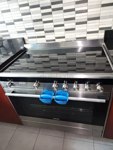 Siemens IQ700 Electric ceramic Stove 90cm