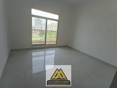 Annual rental in Al Jurf 2, Ajman: 1-bedroom apartment with hall, 2 bathrooms, balcony, built-in war