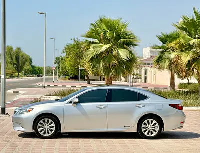 صورة 3 لـ 2013 Lexus ES-SERIES
