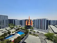 Hot offer prime location 1bhk 2baths in 51k balcony wardrobes 1parking free