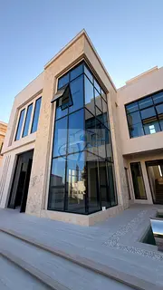 Al Yasmin - 6 Bedrooms - Villa with Private Pool. A spacious 6-bedroom villa located in Al Yasmin, f