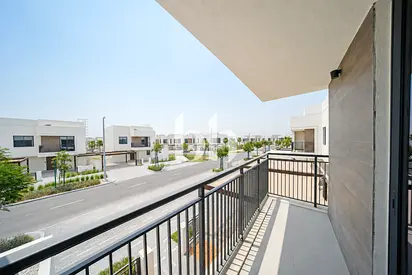 Vacant | Double Row | Great Location