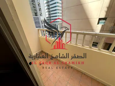 شقة غرفة وصالة واسعة | بلكونة | إطلالة مفتوحة | التعاون قرب مخرج دبي