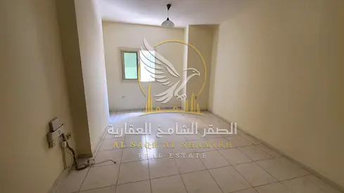 للأيجار السنوي أرخص غرفة وصالة في القاسمية لمحطة مساحة جيدة موقع مميز قريب من جميع الخدمات